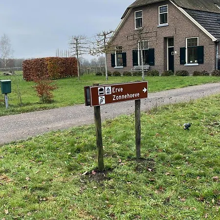 Erve Zonnehoeve En Wijngaard
